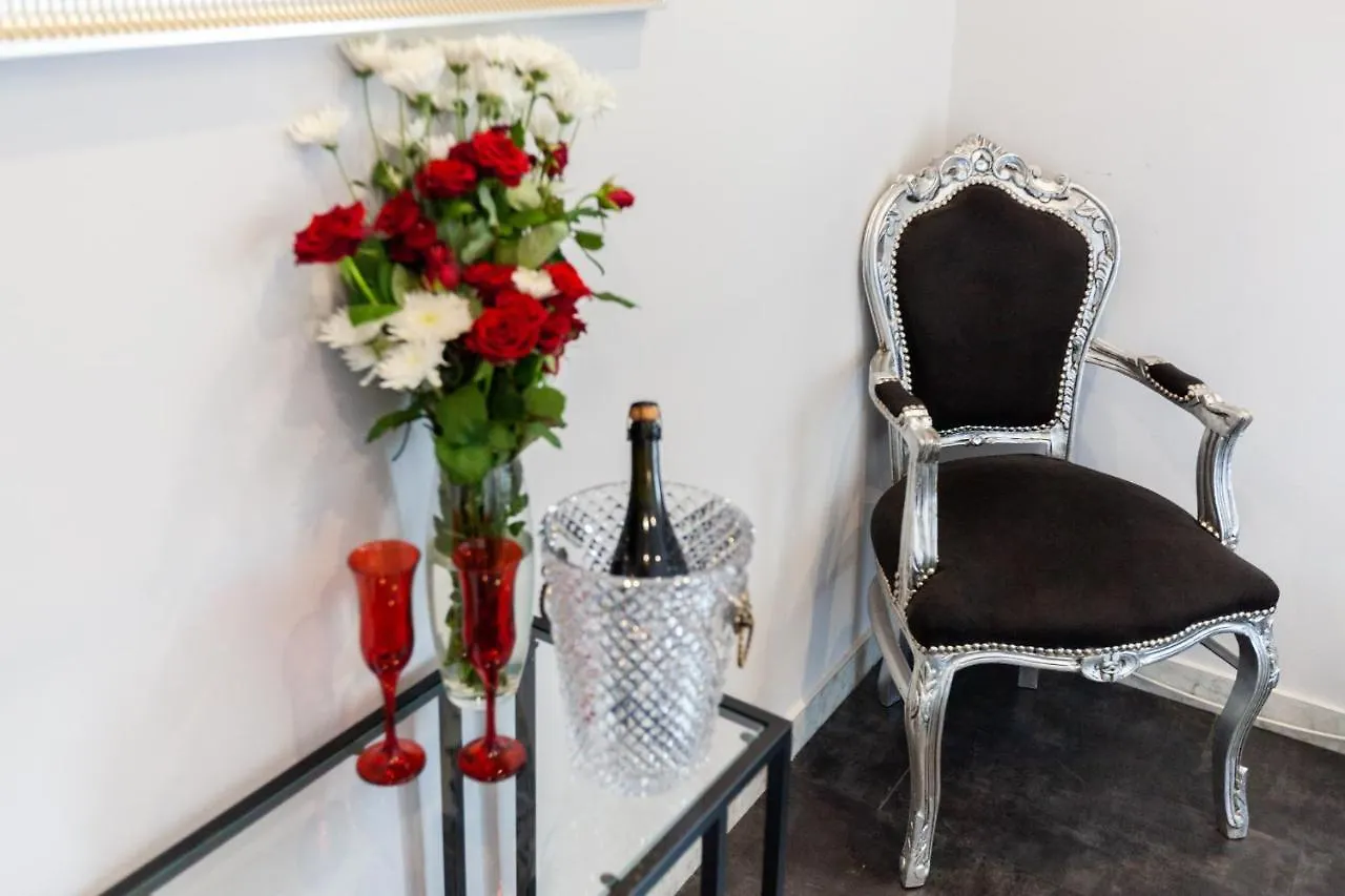 *** Guest house Heart Of San Lorenzo Rome Italy